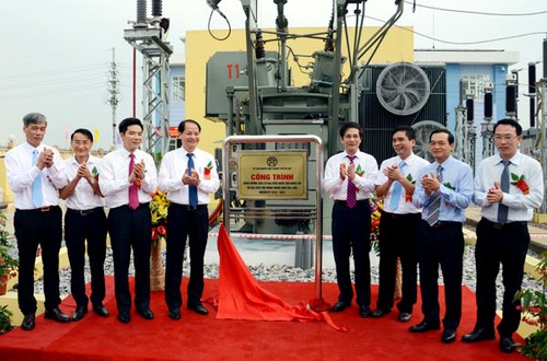 Noi Bai airport gets new transmission system and associated transmission line  - ảnh 1